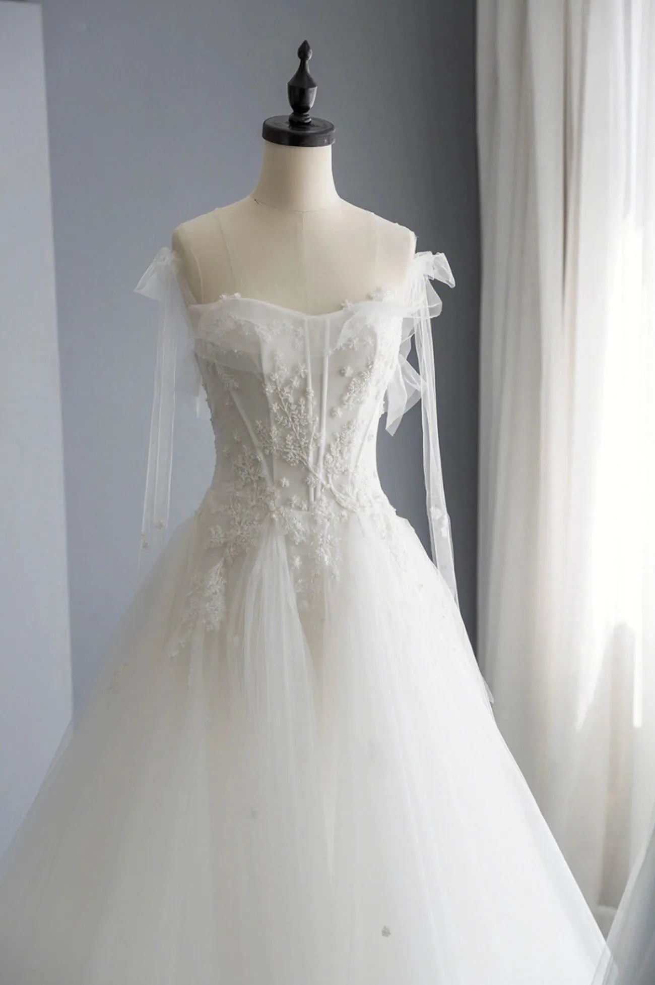 A-Line Tulle Lace Long Prom Dresses Evening Party Dresses