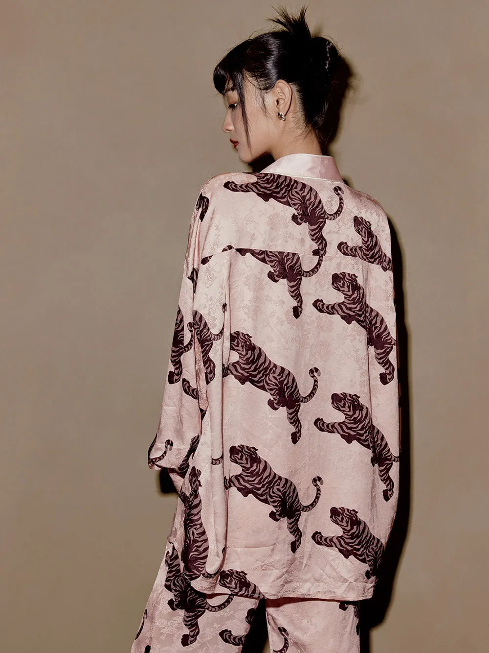 MUKZIN Crouching Dragon and Hidden Tiger Neo Chinese  Pajama Shirts